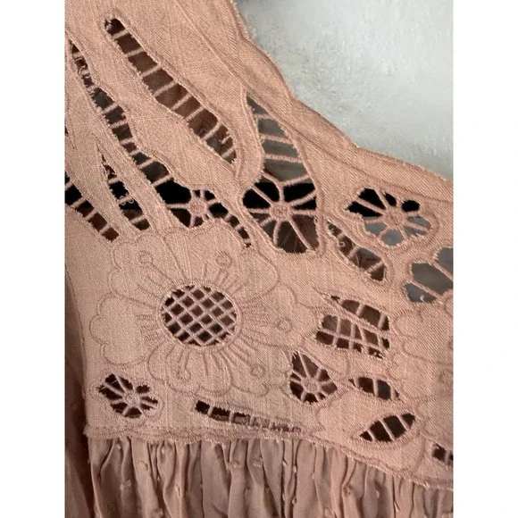 NWT Miss Me Blush Pink Blouse W Crochet And Mesh Accents Size L Cowgirl Boho - Picture 4 of 7